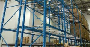 What are selective pallet racking systems?